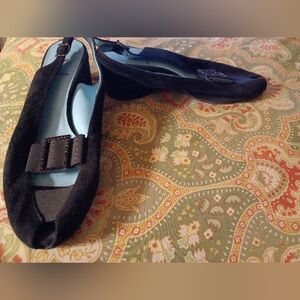 Thierry Rabotin 37 6.5 6 1/2 Black Suede Peep Toe Wedge Shoes Heels